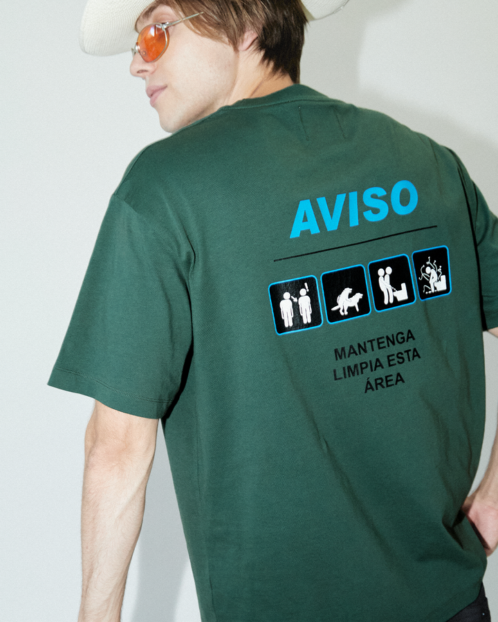 "AVISO" SIGN T By GREYHOUND