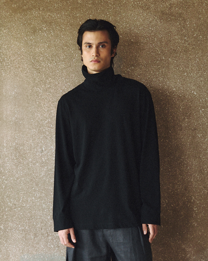 GH TURTLE NECK LONGSLEEVES SWEATER